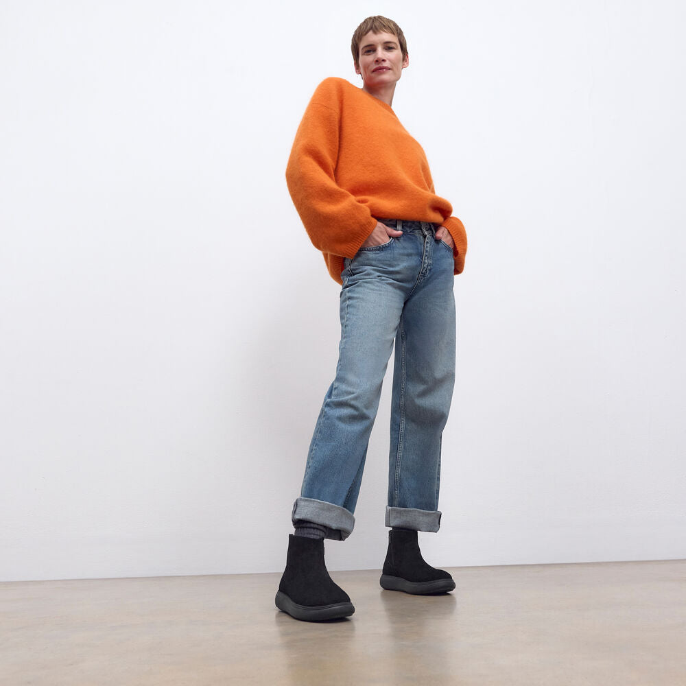 iQ-COMFF SUEDE ZIP ANKLE BOOTS