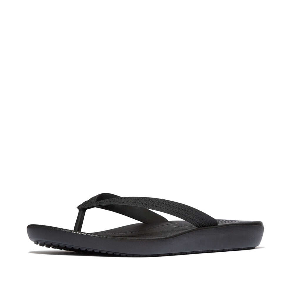 iQUSHION MENS TEXTURED-STRAP FLIP-FLOPS