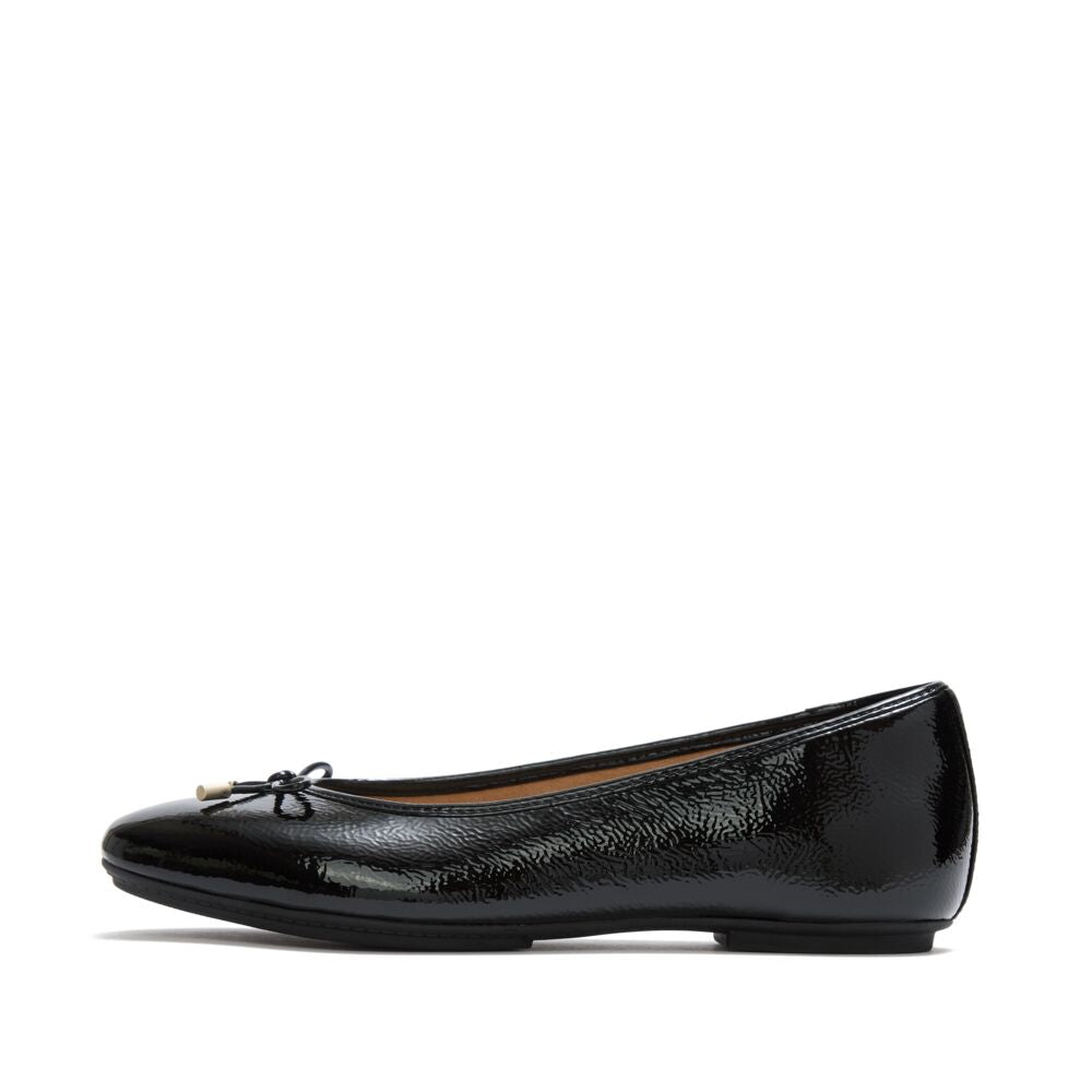 DELICATO BOW TEXTURED PATENT-LEATHER BALLET FLATS