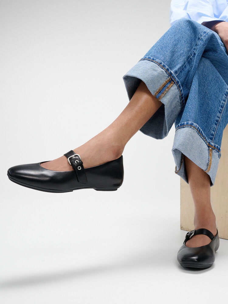 DELICATO LEATHER MARY JANES