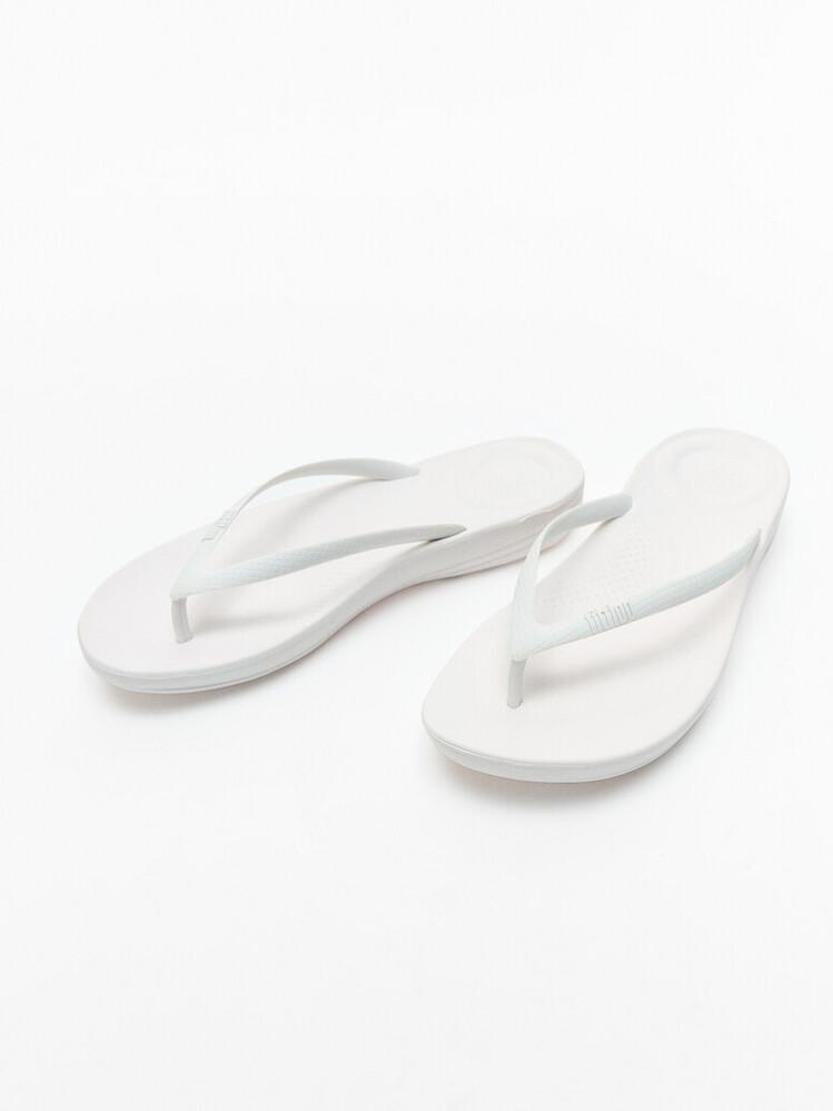 IQUSHION ERGONOMIC FLIP-FLOPS