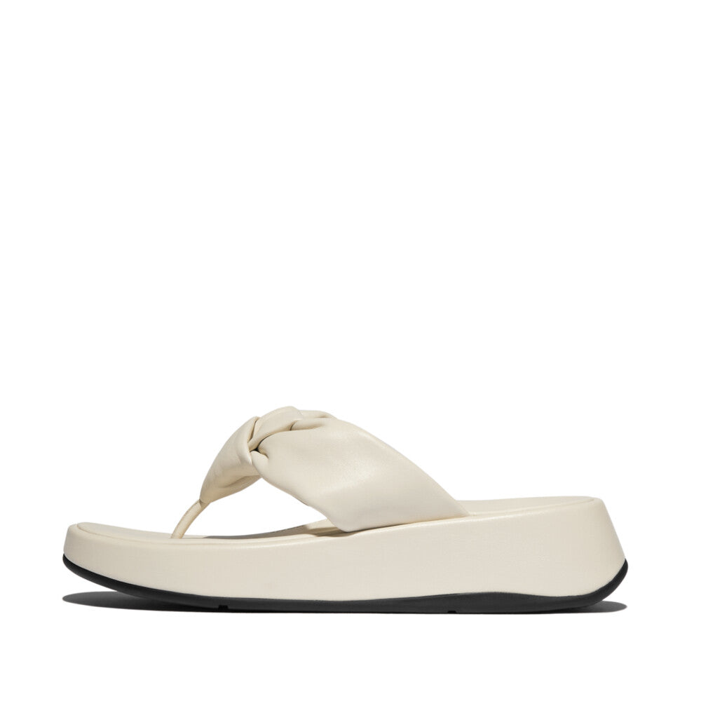 F-MODE KNOT SOFT-LEATHER FLATFORM TOE-POST SANDALS
