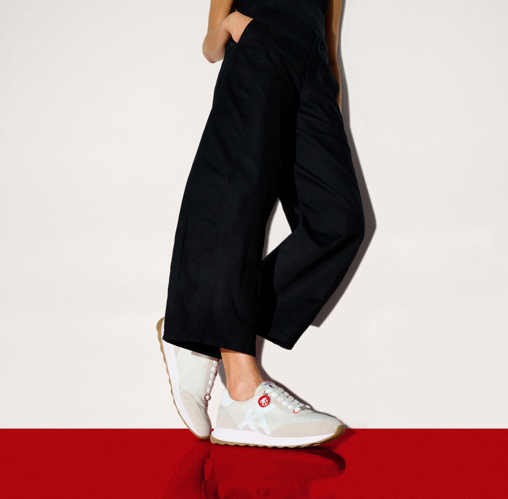 FITFLOP X KEITH HARING RETRO-Q FF CHARM TRAINERS