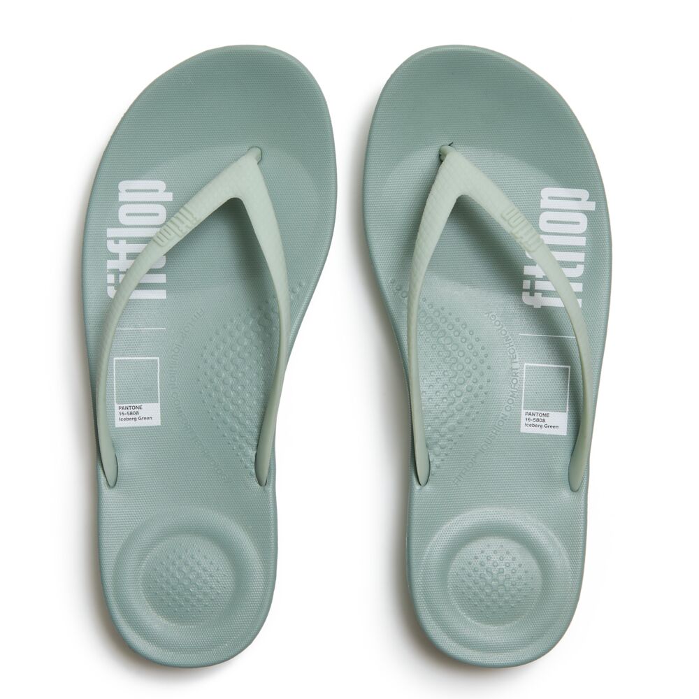 FITFLOP X PANTONE IQUSHION SOLID FLIP-FLOPS