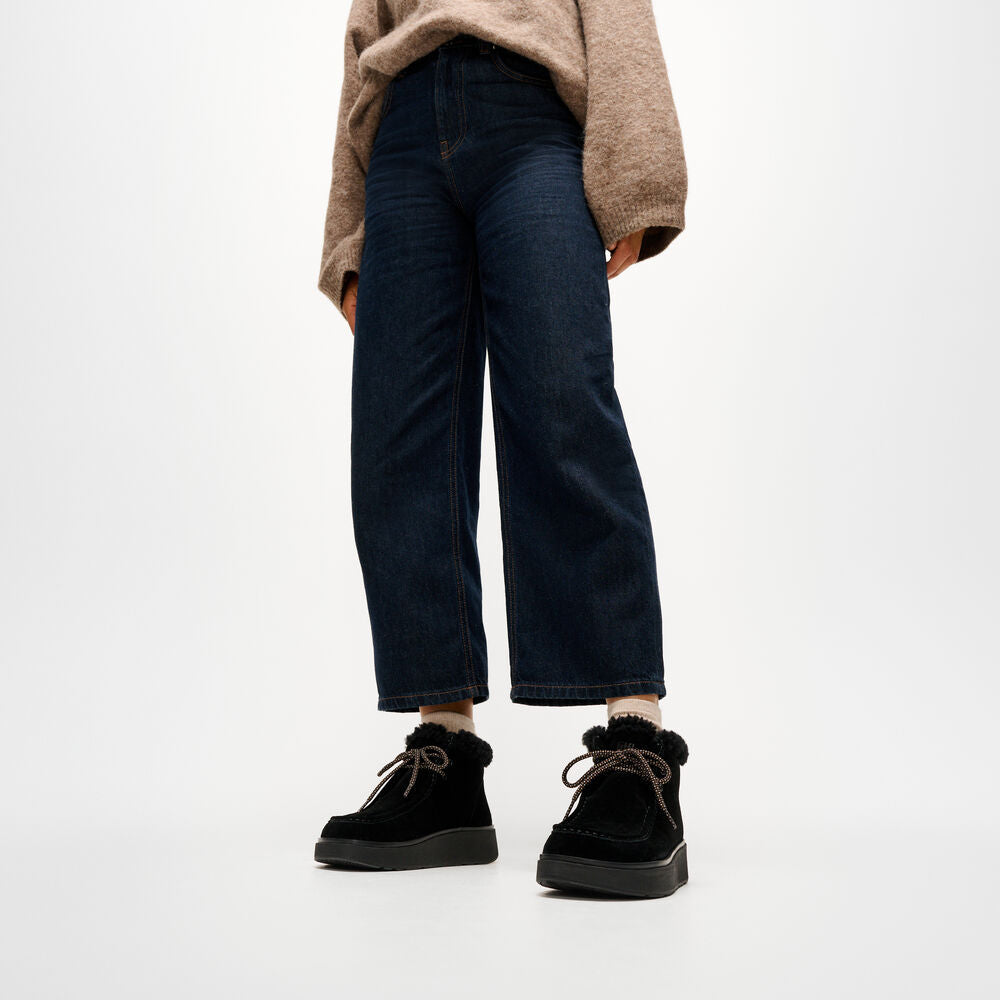 GEN-FF SUEDE SHEARLING LACE UP BOOTS