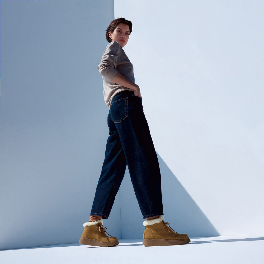 GEN-FF SUEDE SHEARLING LACE UP BOOTS