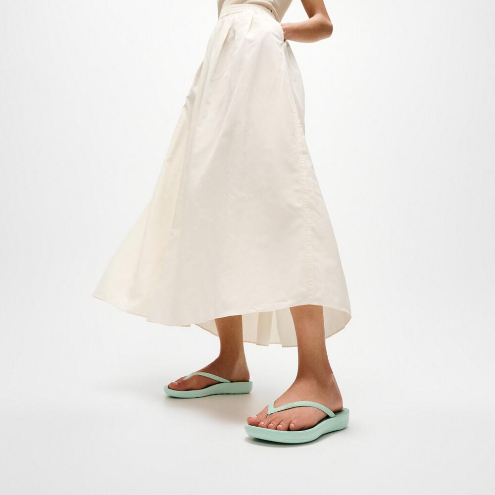 IQUSHION ERGONOMIC FLIP-FLOPS