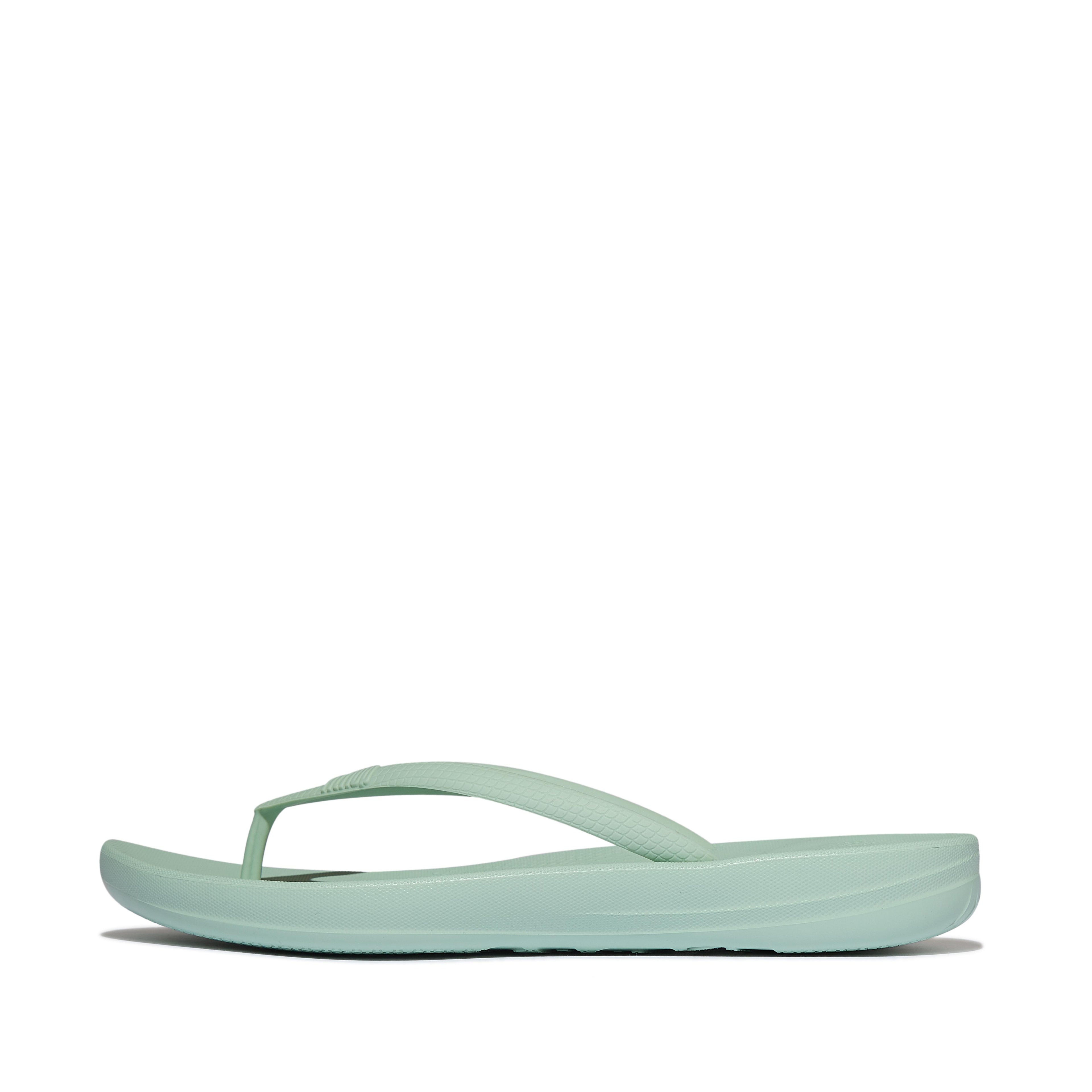 IQUSHION ERGONOMIC FLIP-FLOPS