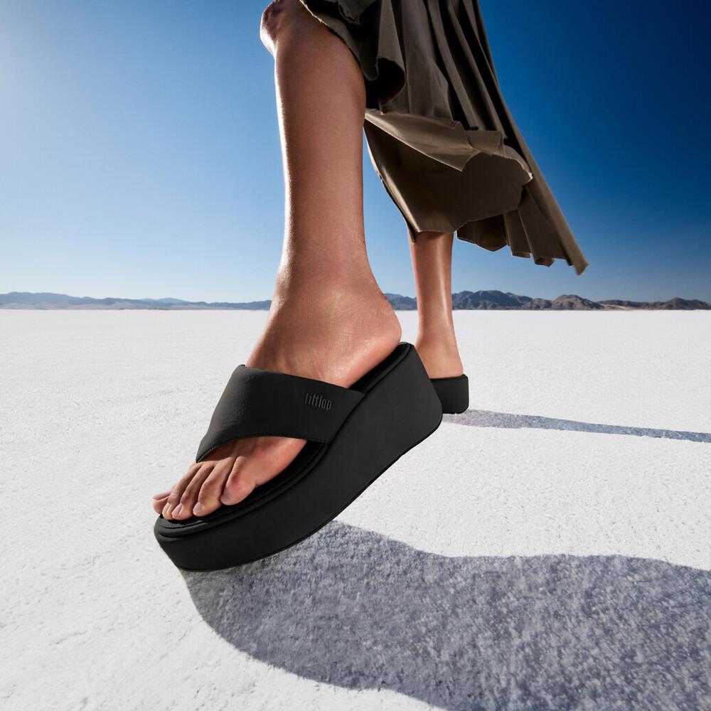 PLATFFORMS WEDGE TOE-POST SANDALS