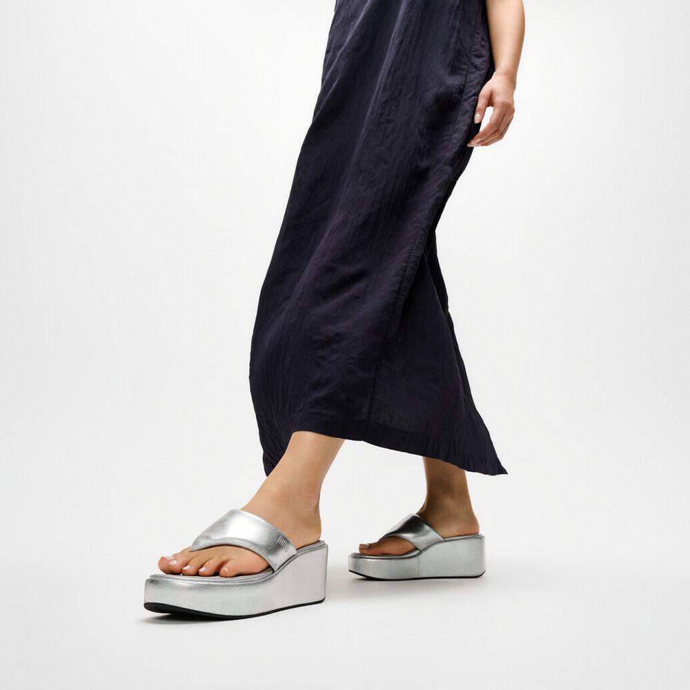 PLATFFORMS WEDGE TOE-POST SANDALS