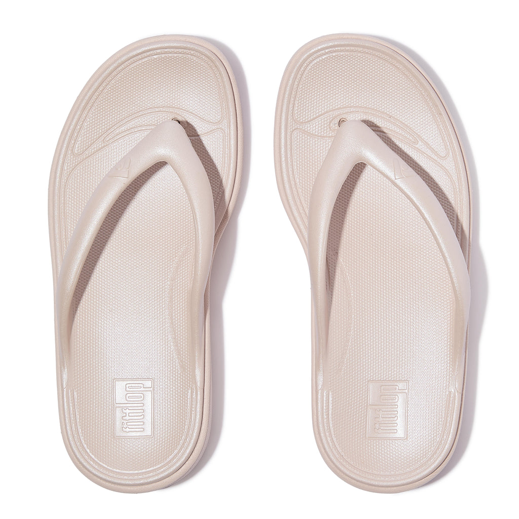 RELIEFF METALLIC RECOVERY TOE-POST SANDALS