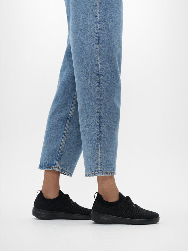 SUPER-Q KNIT SLIP-ON LACED SNEAKERS