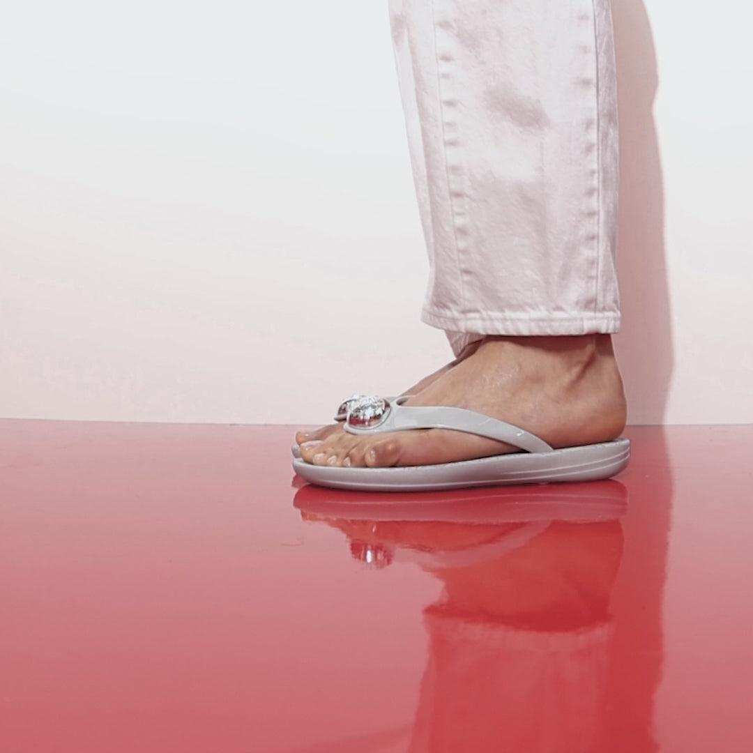 FITFLOP X KEITH HARING IQUSHION BUTTON FLIP-FLOPS